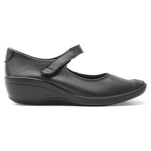 L63 Leather Women s Slip-on Shoes For Discount